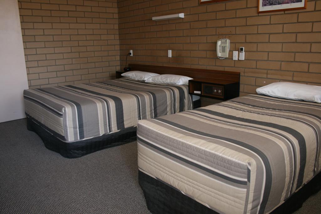 Mount Wycheproof Motor Inn Экстерьер фото