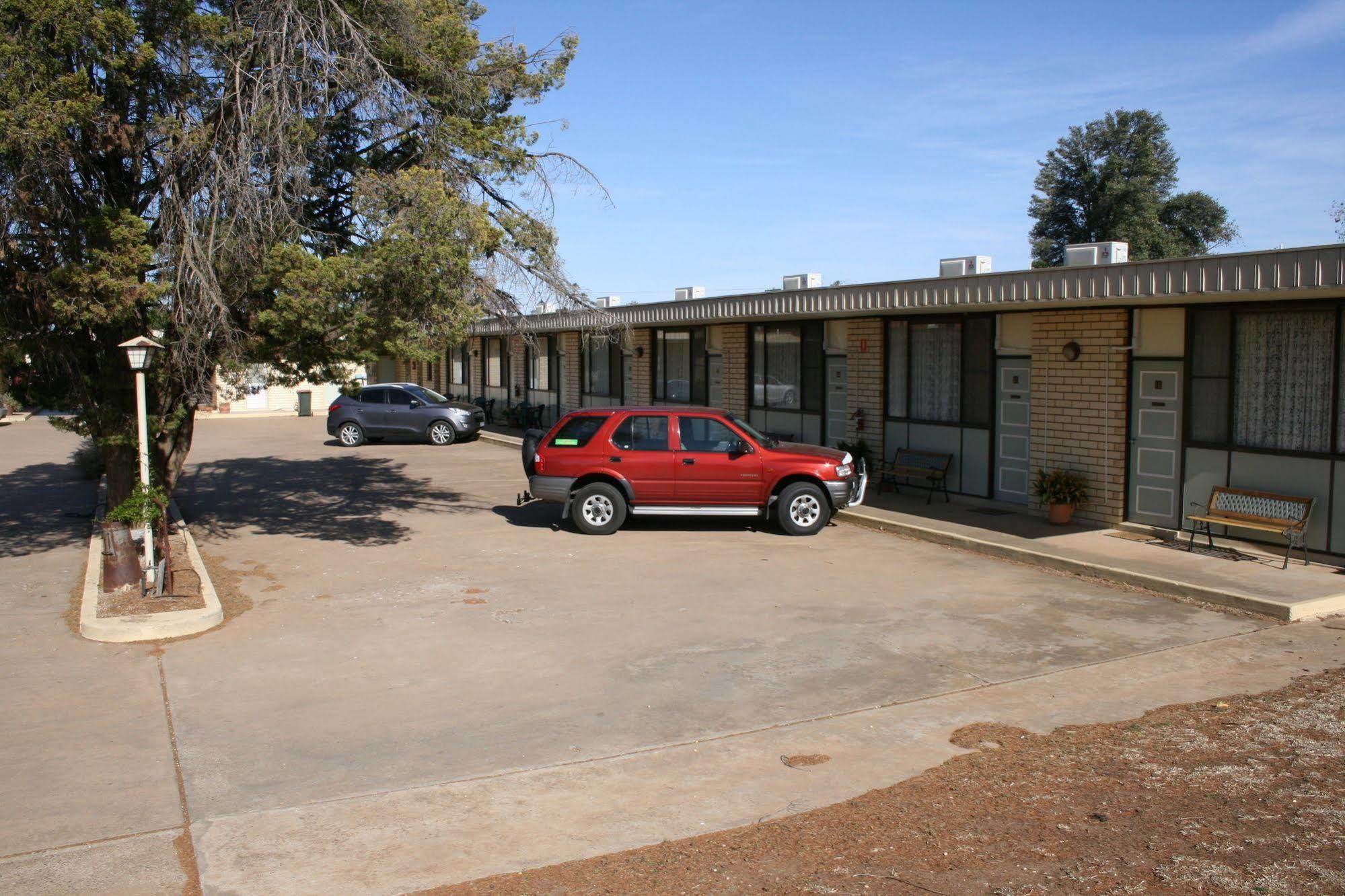 Mount Wycheproof Motor Inn Экстерьер фото